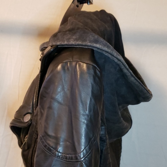 Black Faux Leather Jacket - Picture 4 of 7